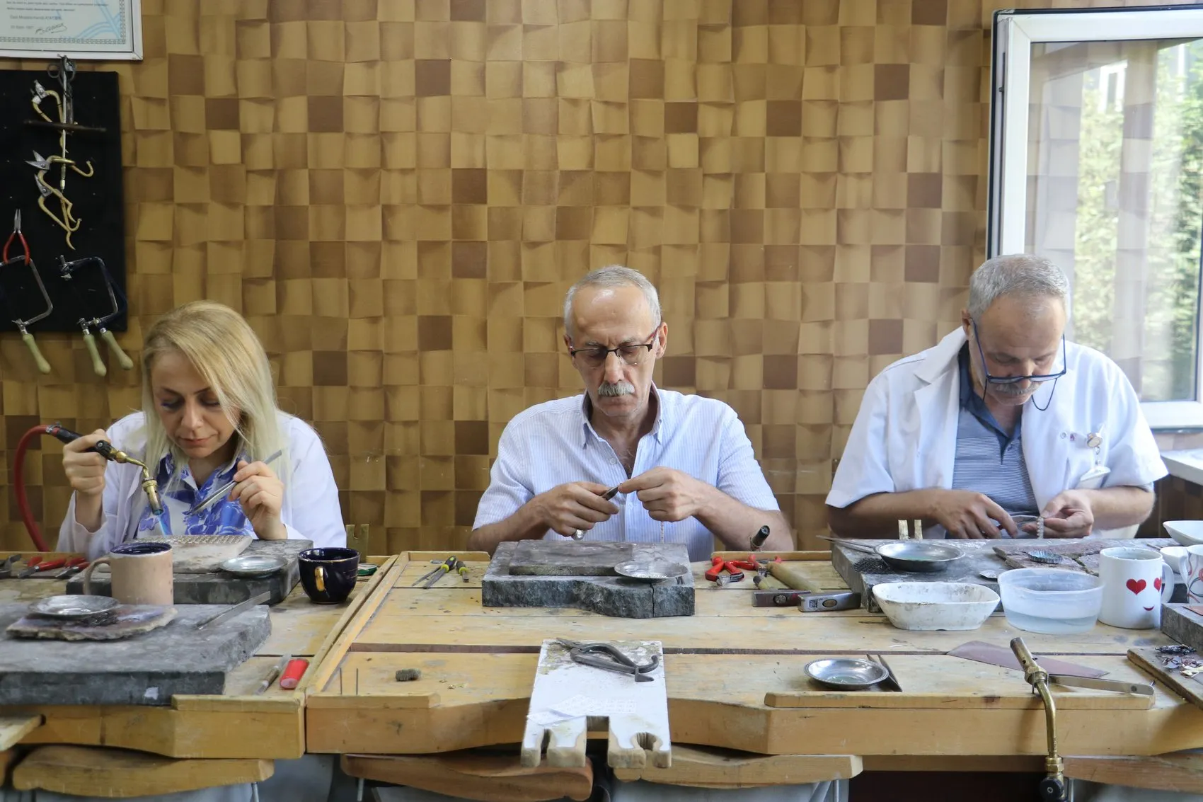 Diyarbakır'ın asırlık kişniş takısı geleneği Olgunlaşma Enstitüsü'nde yeniden hayat