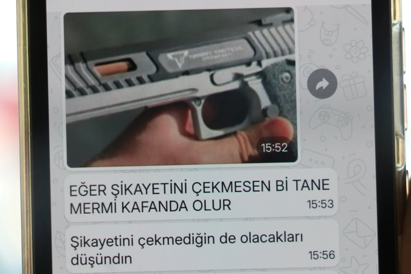 Rojin Kabaiş'in babasına siber zorbalardan silahlı tehdit Davadan vazgeç mesajı