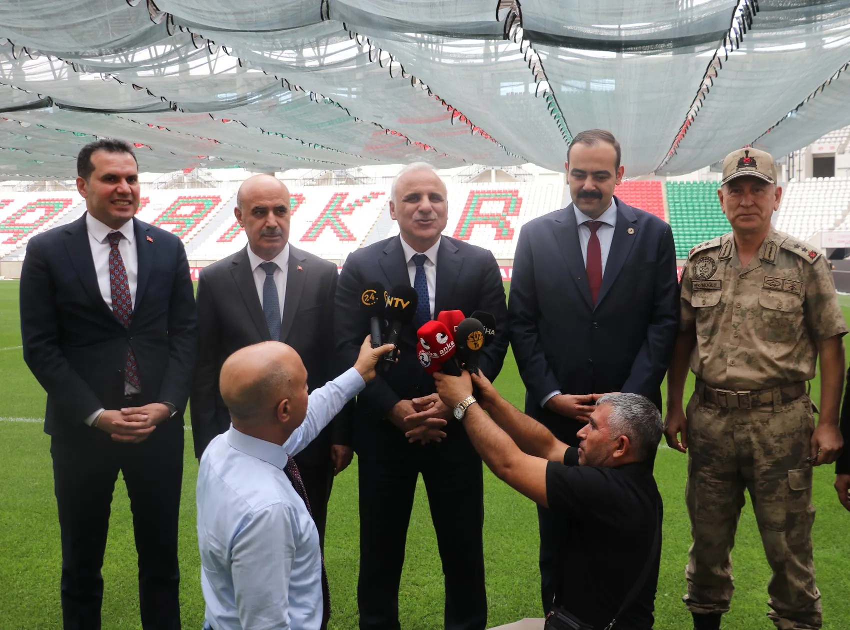 Amedspor Süper Lig maratonuna hazır Diyarbakır Stadyumu’nda son rötuşlar yapılıyor