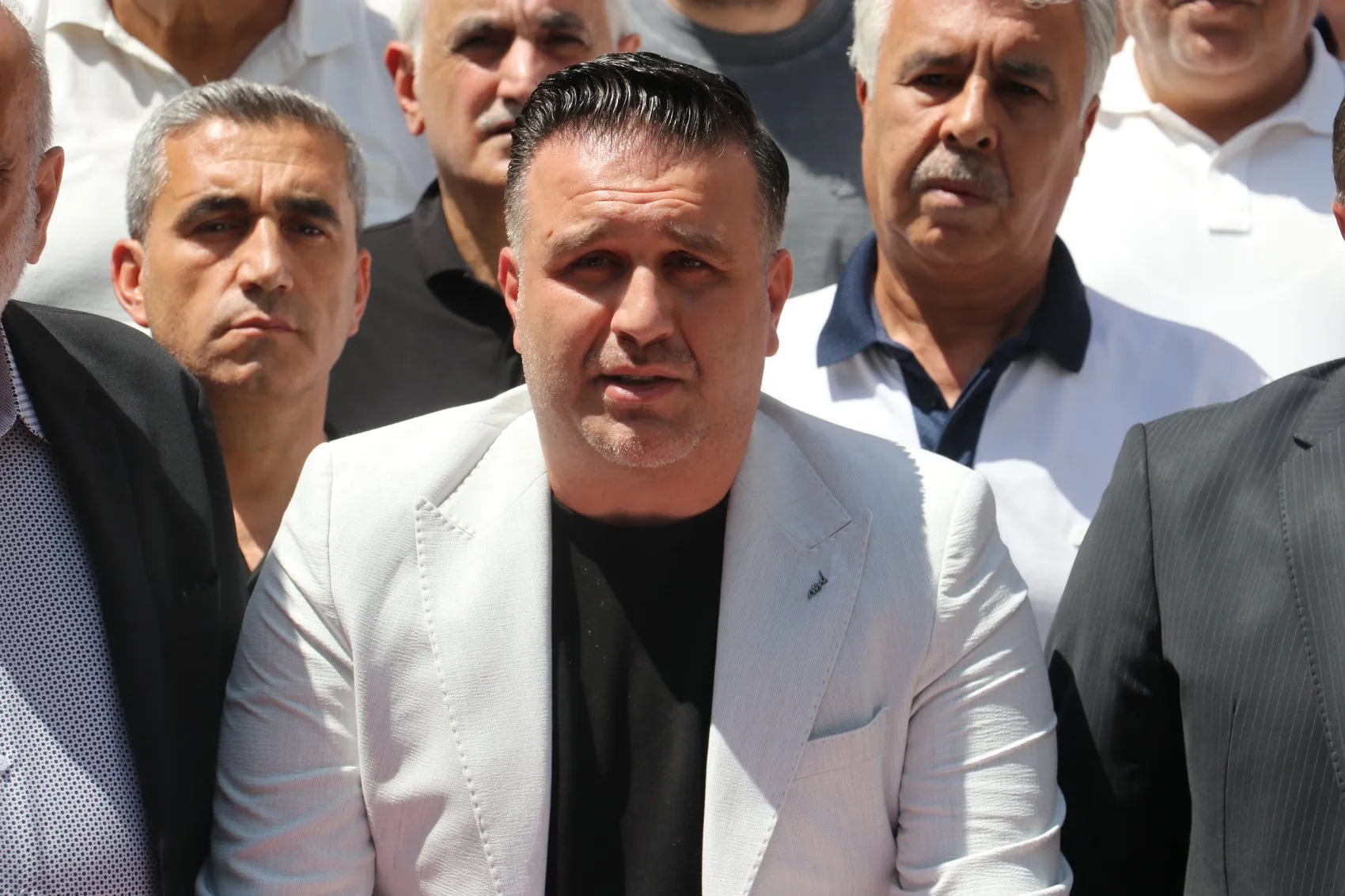 Diyarbakır'da kuyumcu camiasından silahlı saldırıya karşı bir günlük kepenk kapatma