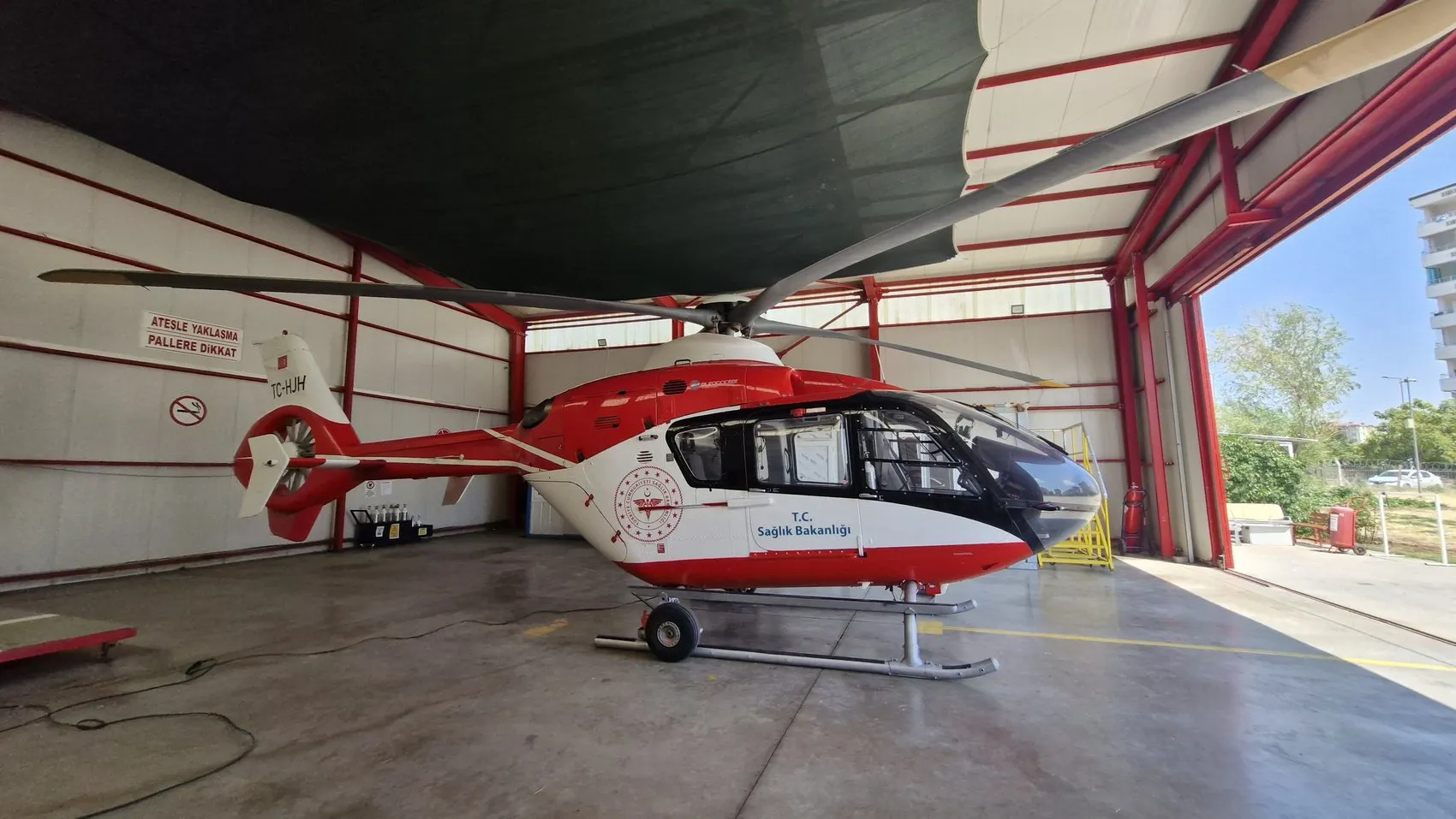 Diyarbakır merkezli ambulans helikopter 7 ayda 128 kritik vakaya yetişti Havadaki şifa