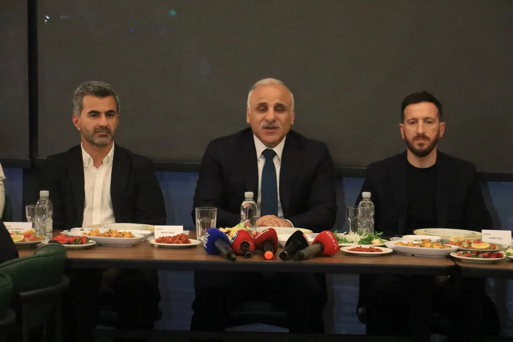 Amedspor ve Erzurumspor'dan futbol şöleni öncesi barış ve kardeşlik vurgusu Diyarbakır