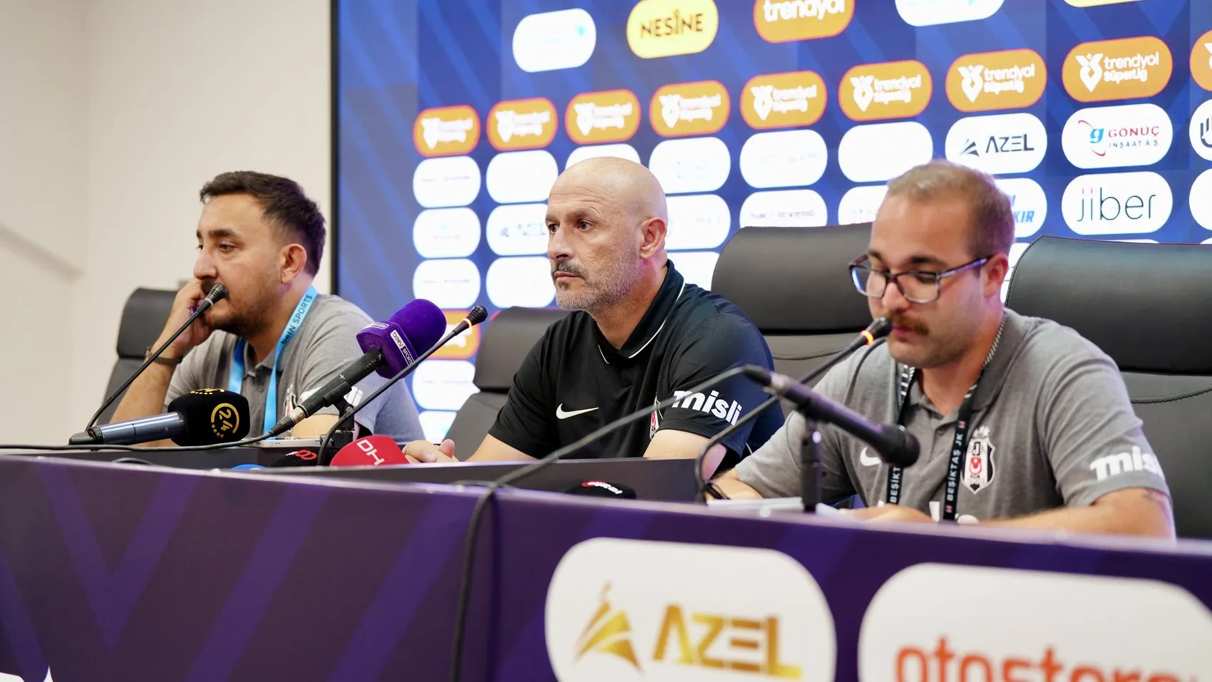 Beşiktaş Teknik Direktörü Vincenzo Italiano'dan Amedspor'a Övgü: Hakem Değil Oyun Konuşulmalı