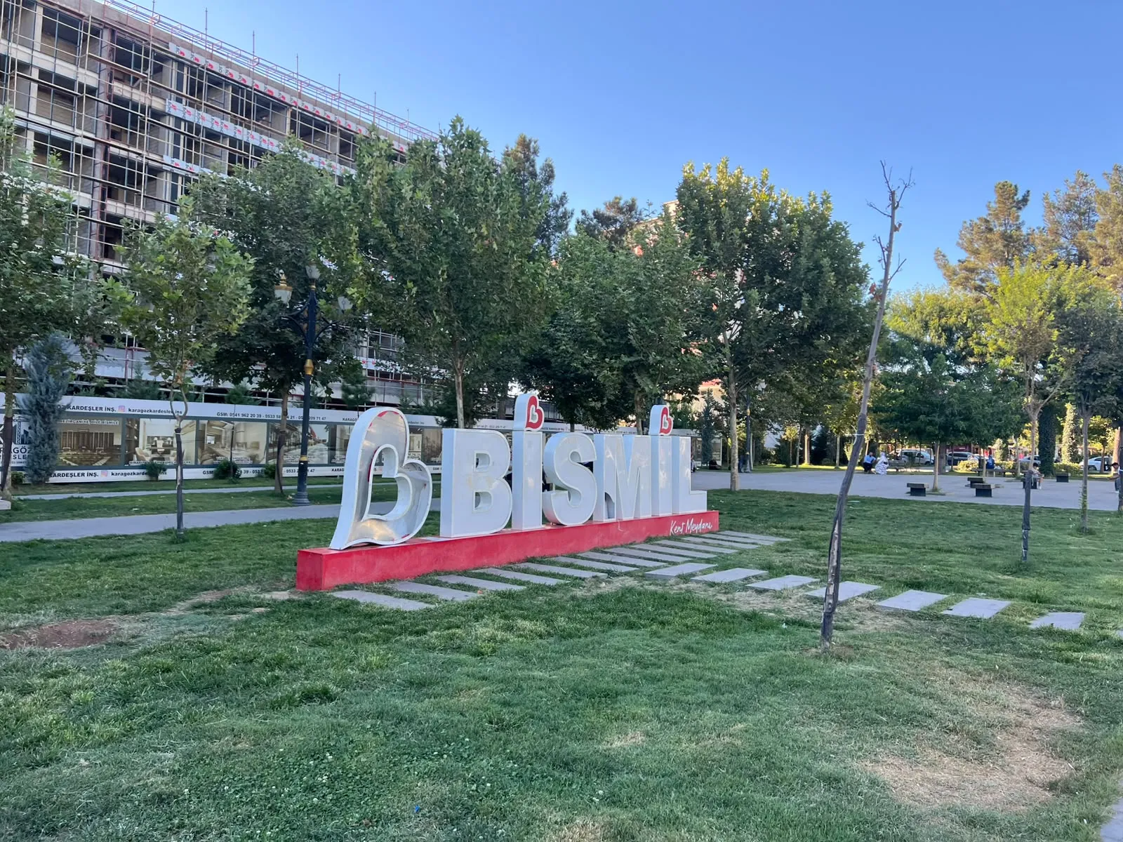 Diyarbakır Bismil'de parktaki elektrik kablosu dehşeti: 4 yaşındaki çocuk yaralandı