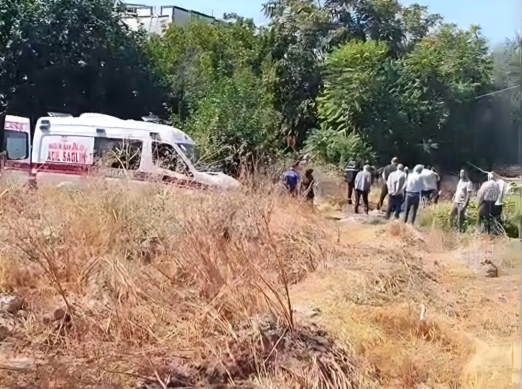 Diyarbakır Yenişehir'de kan donduran cinayet: Husumetlisi tarafından sokak ortasında vuruldu