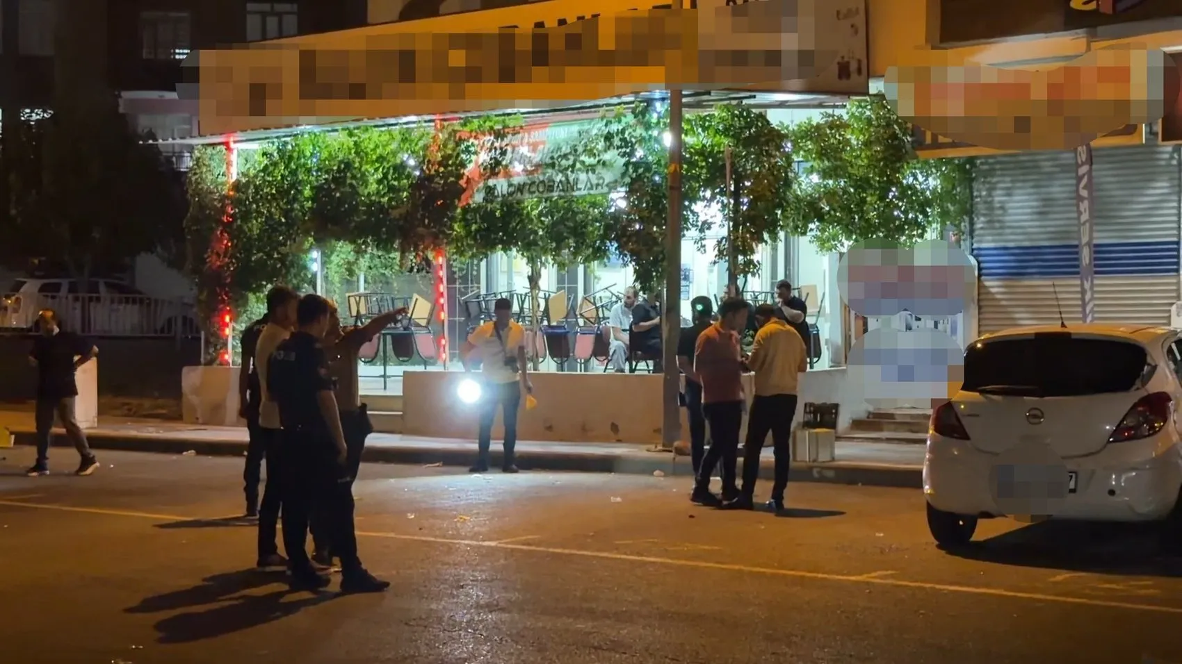 Diyarbakır Kayapınar'da dehşet gecesi: Oyun salonuna silahlı saldırıda 3 yaralı