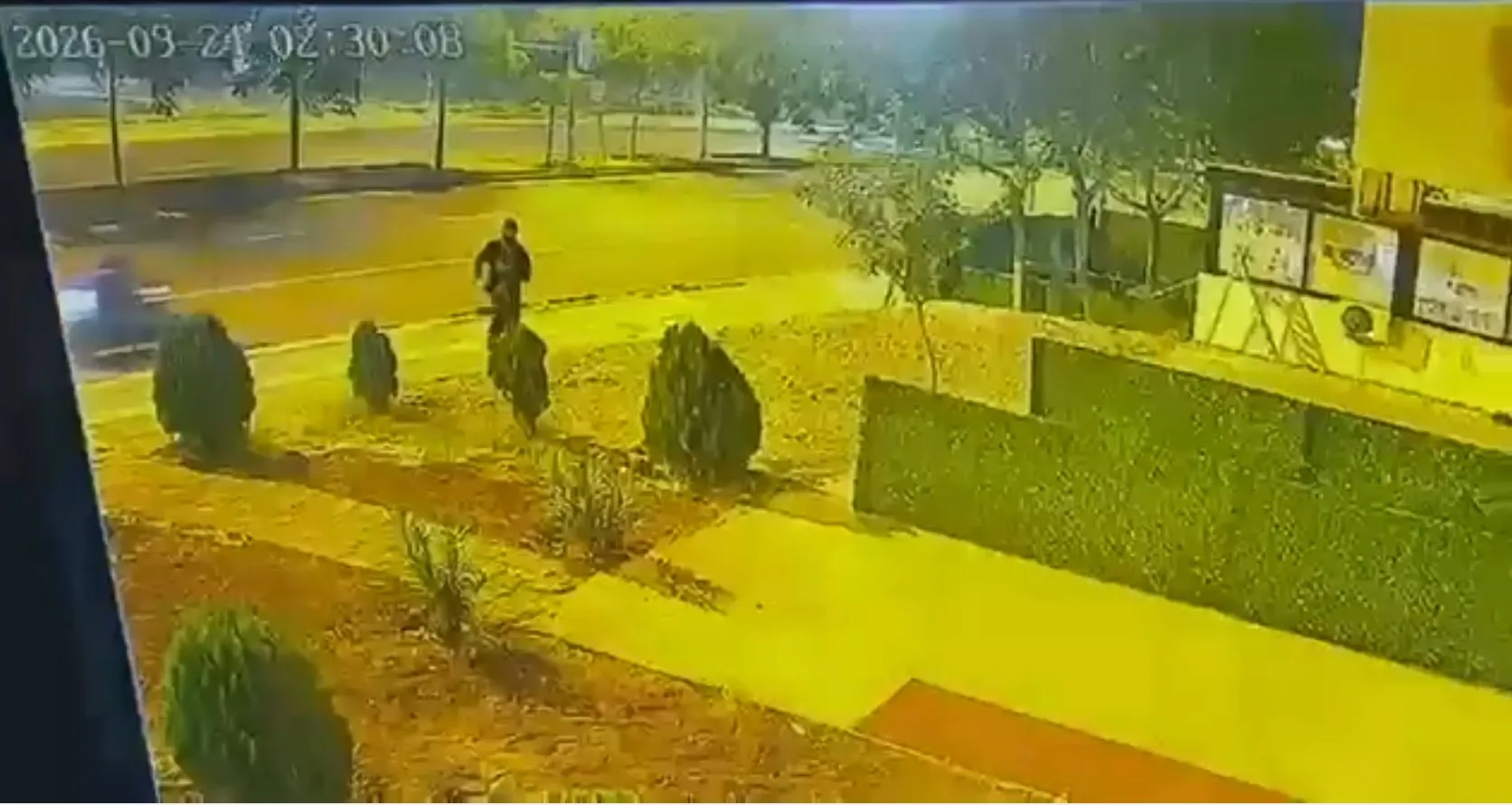 Diyarbakır'da iş yerine silahlı saldırı düzenleyen şüpheli tutuklandı: O anlar kamerada