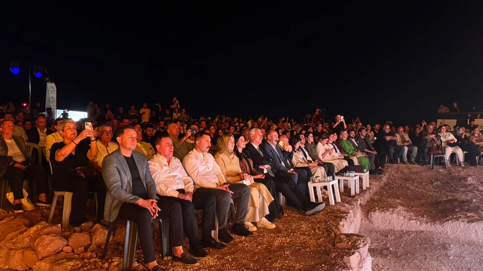 Zerzevan Kalesi'nde tarihi buluşma: Senfonik Diyarbakır türküleri yankılandı