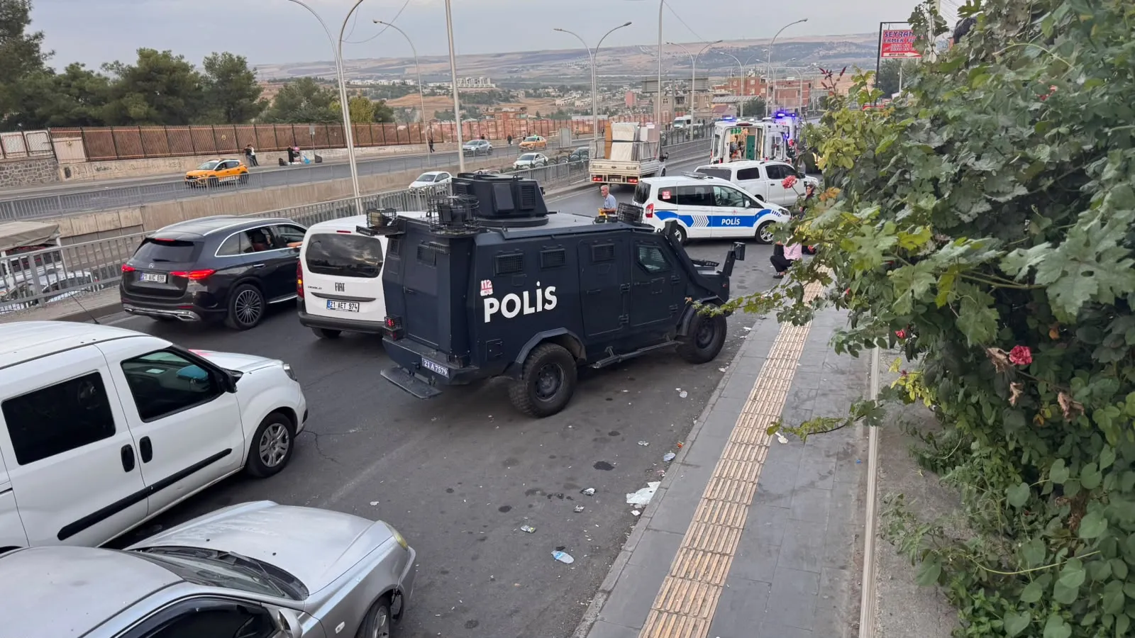 Diyarbakır Yenişehir'de kanlı hesaplaşma: Alacak verecek kavgasında 3 kişi hayatını kaybetti