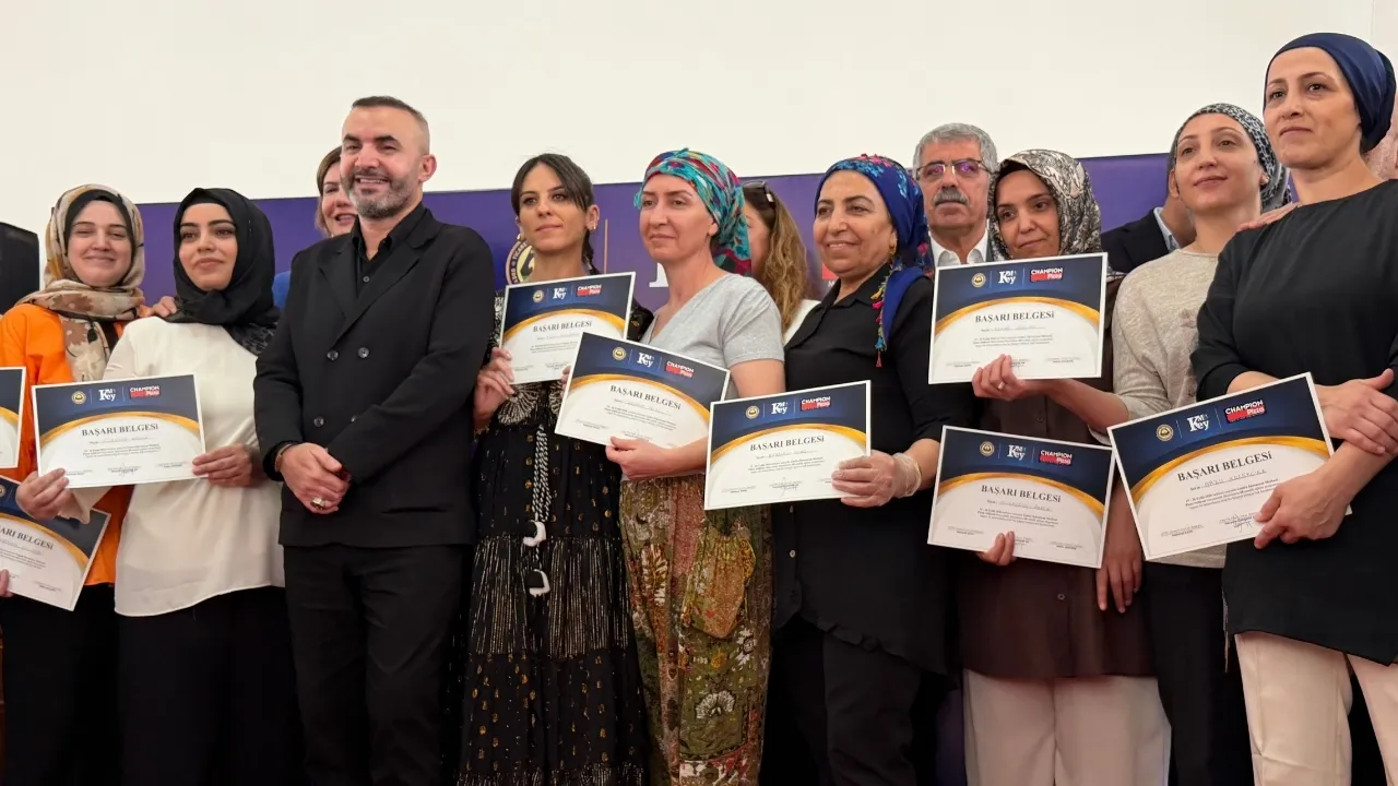 Diyarbakır'da 15 yıllık hayal gerçek oldu: Hakkı Akdeniz ücretsiz pizza okulu açtı