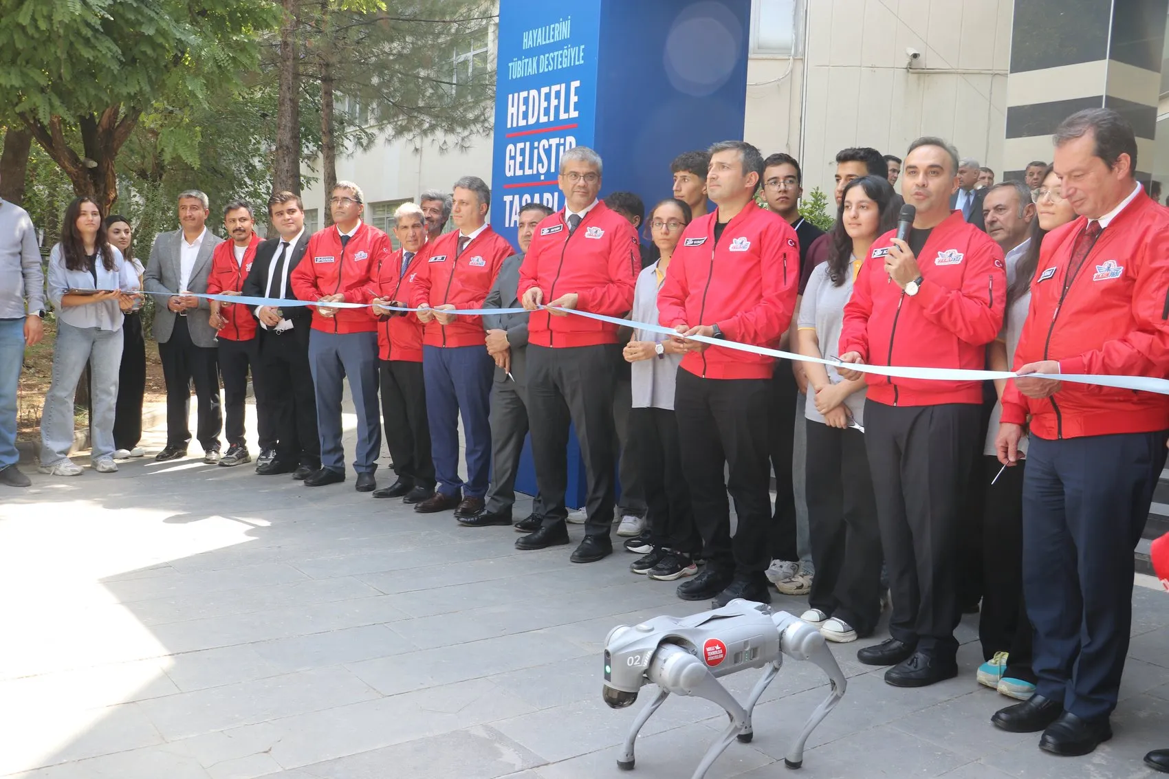 Dicle Üniversitesi'nde Milli Teknoloji Atölyesi açıldı: Gençler için yeni bir dönem